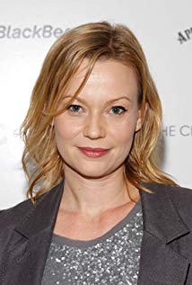 Samantha Mathis